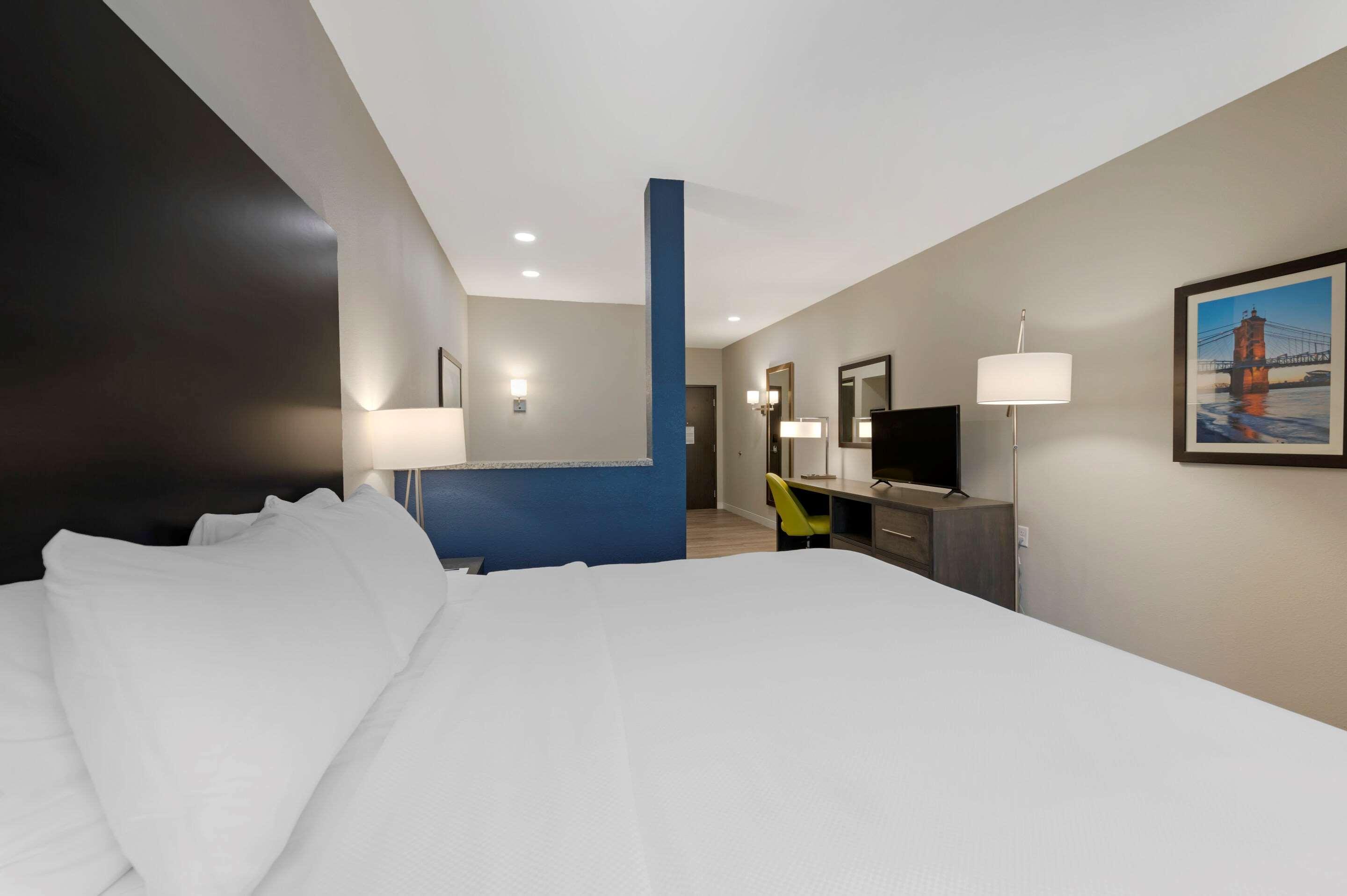 Hotel Comfort - Downtown Cincinnati